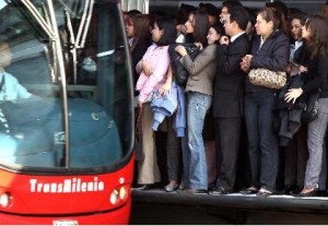 The daily wait for our beloved TransMilenio