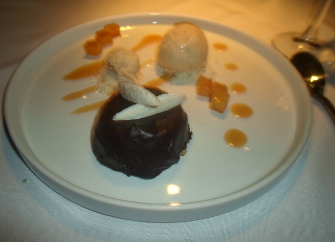 My dessert, Maui, was pretty darned good, but it still didn't stop me from having dessert envy for the truly sublime Peanut Butter and Jelly (no, really) which I reckon sums up the philosophy of the place beautifully. 