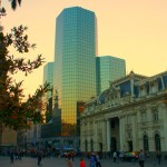 Cronicas de Chile: Santiago, Clásico y Vanguardista