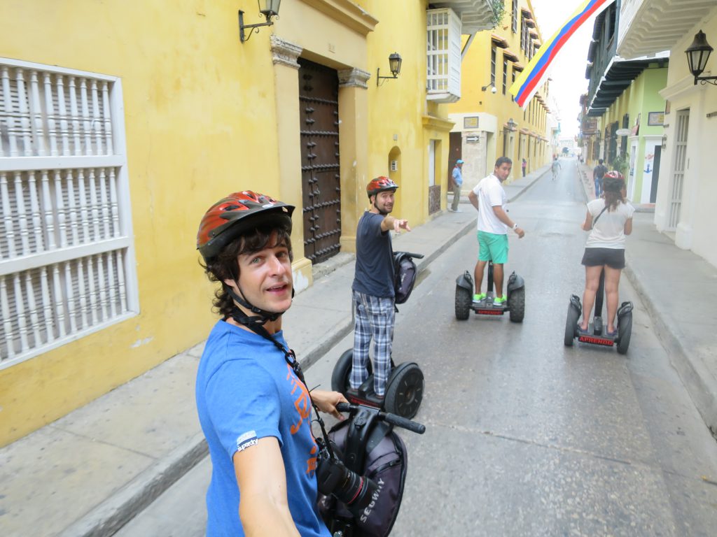 3 travel bloggers cartagena