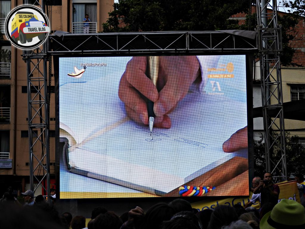 colombia peace signing